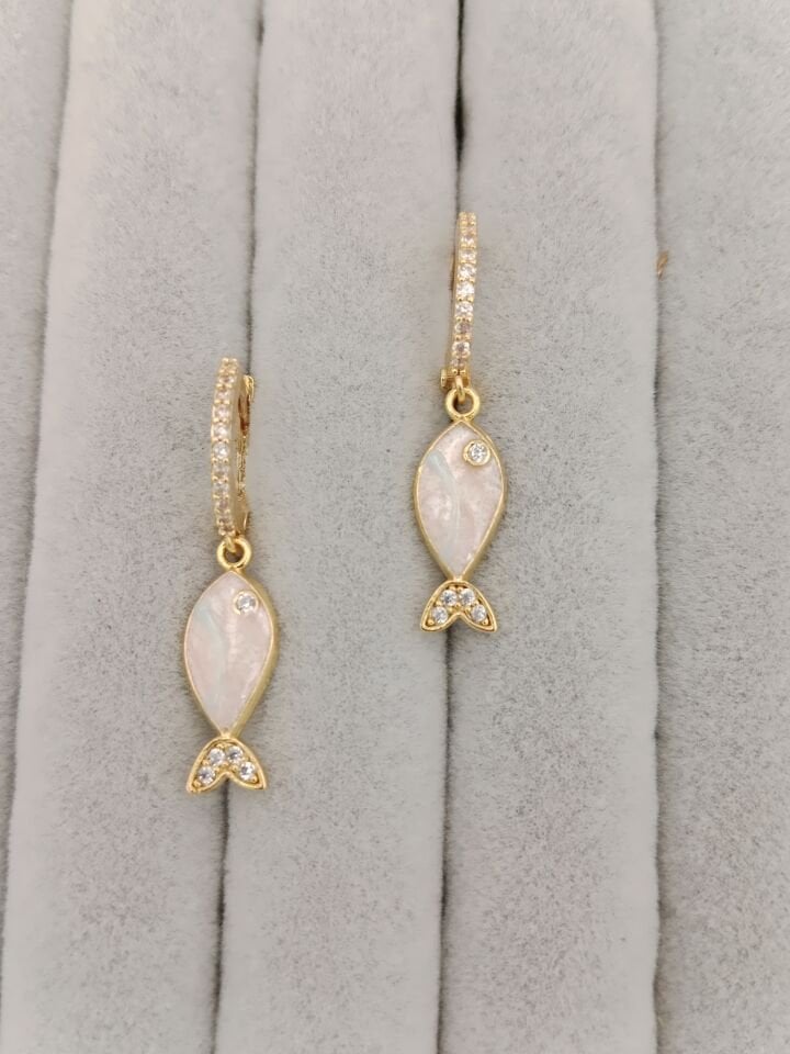 Mineli Zirkonlu Balık Minimal Tasarım Küpe
