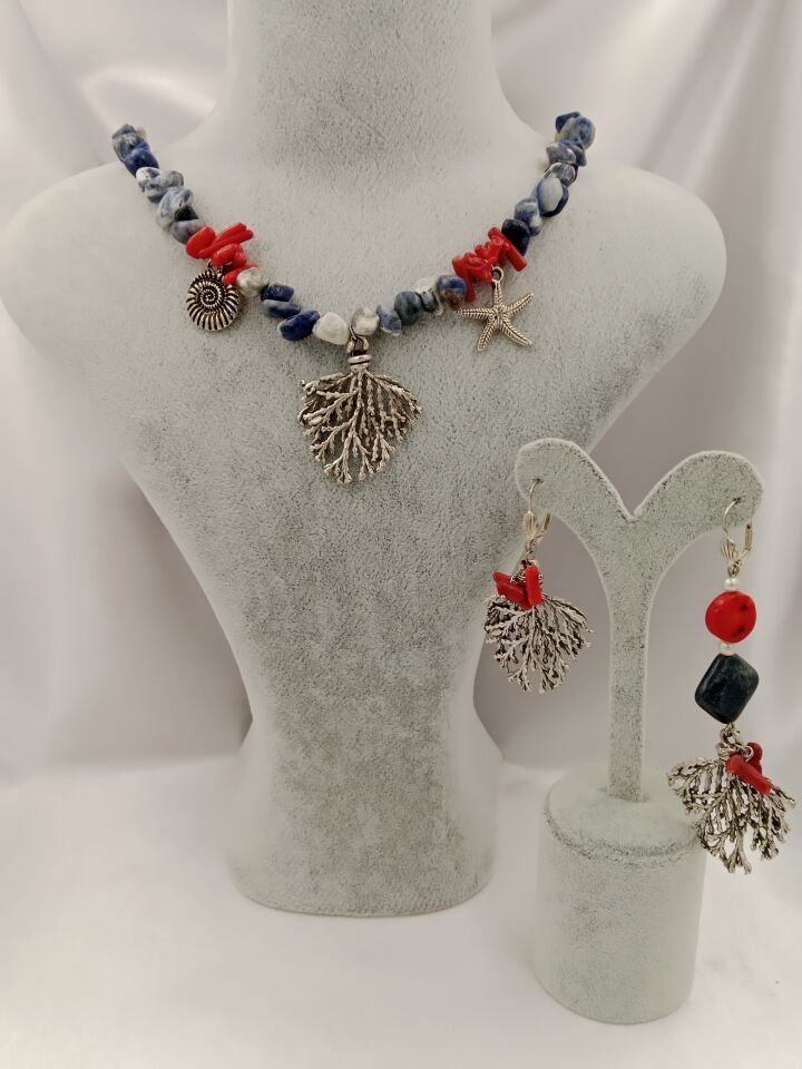 Lapis Lazuli ve Mercan Marin Temalı Tasarım Kolye
