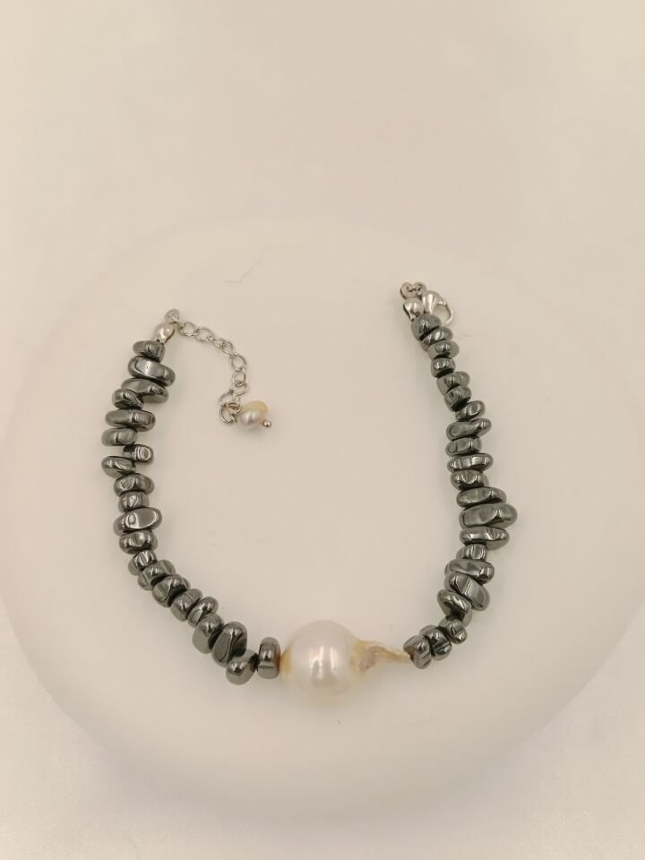 Barok İncili Hematit Bileklik